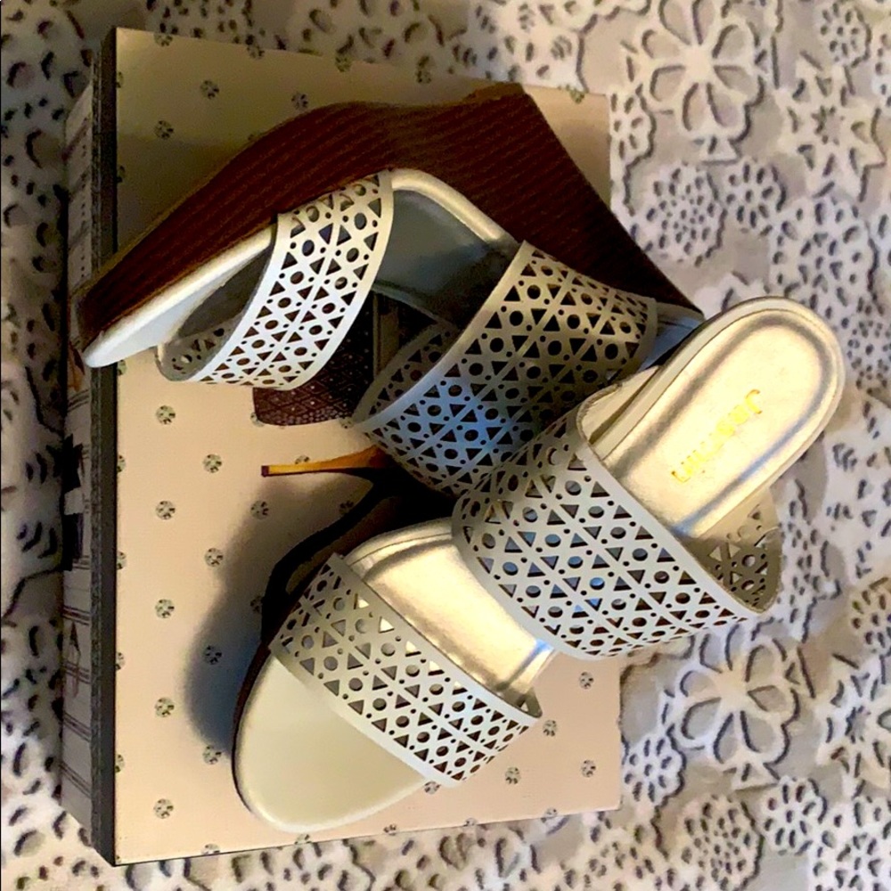 Koleen by Jasmin wedges
